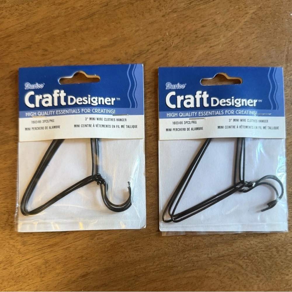 Darice Miniatures Wire Clothes Hanger - 3 inches - 2 Packs with 3 Pieces Each